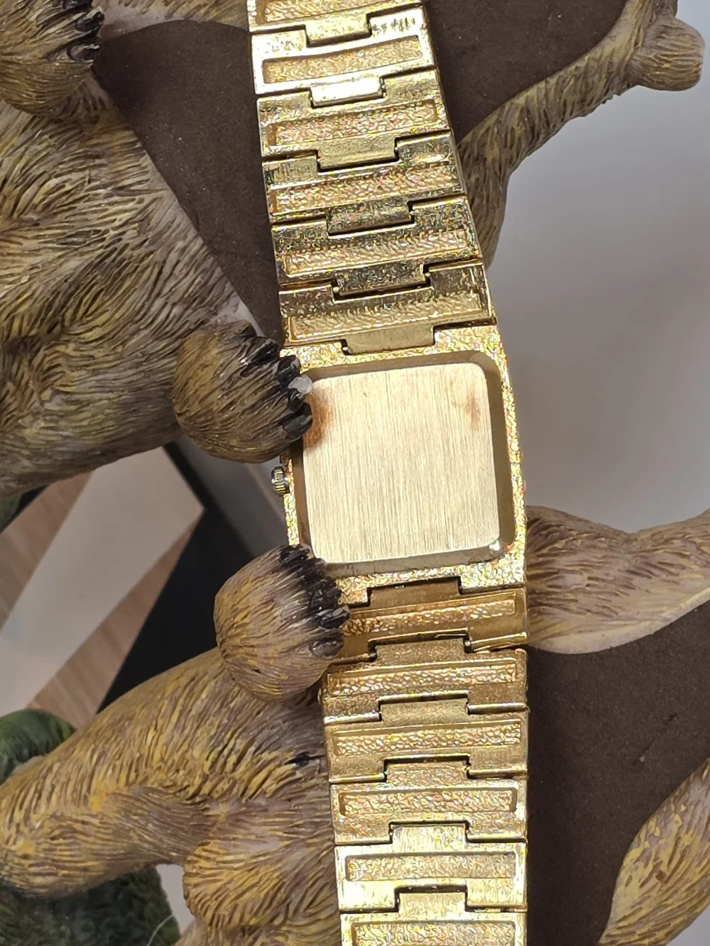 FUTURA Gold Textured Square Women's Quartz Watch
